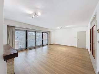 Appartement à vendre sur la Polenlaan à quelques pas du centre d'Ypres. Grâce à son aménagement pratique, à ses espaces de vie lumineux et à...