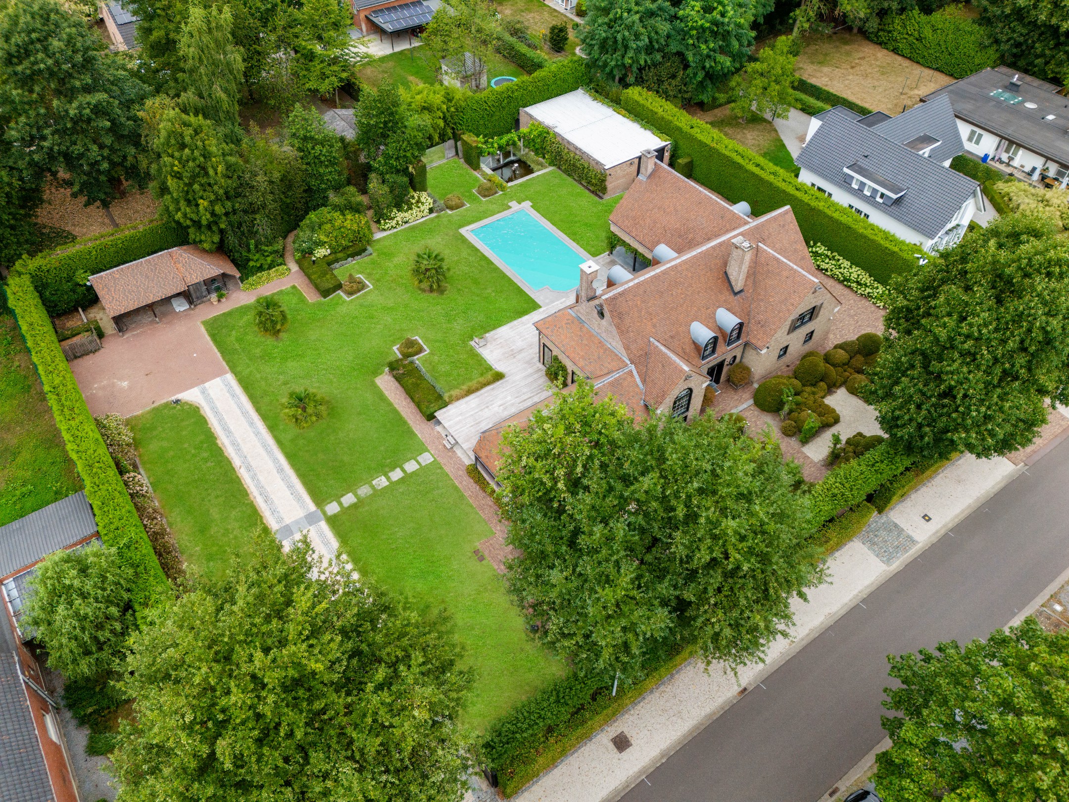 Uitzonderlijke villa in residentiële wijk Sterrebos - foto 1