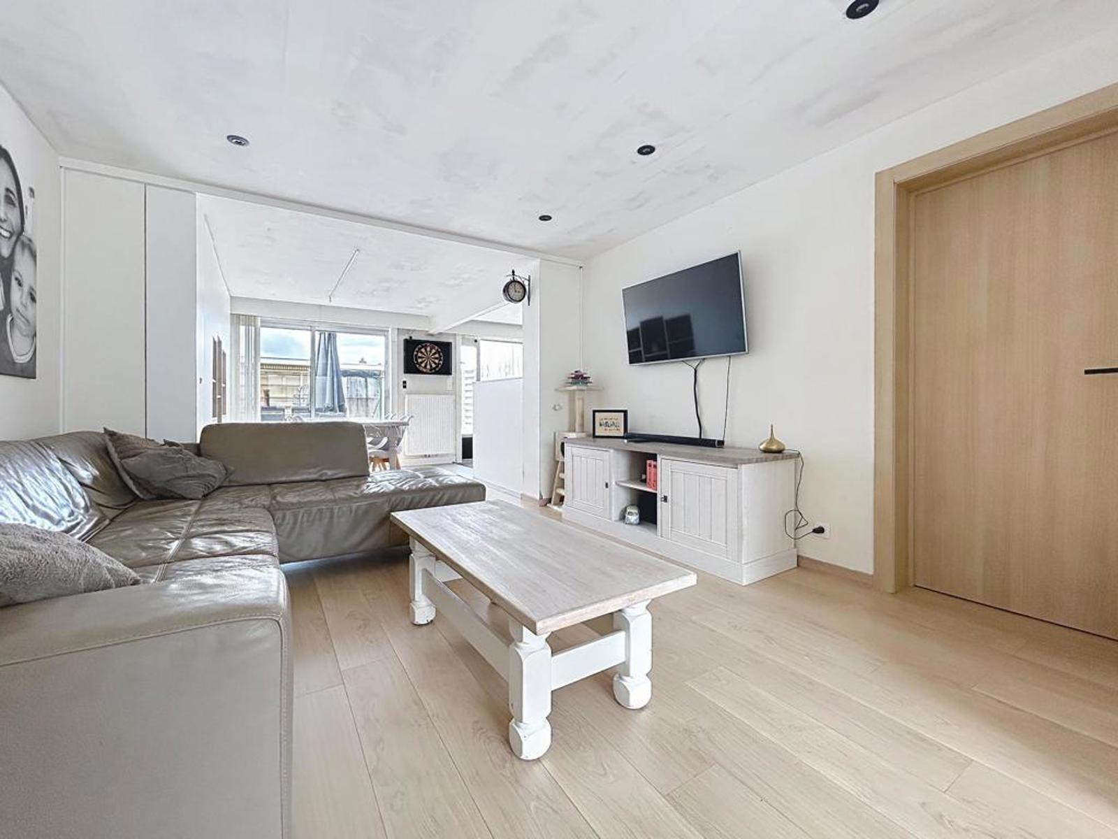 Instapklare woning in rustige buurt met dubbele garage - foto 4