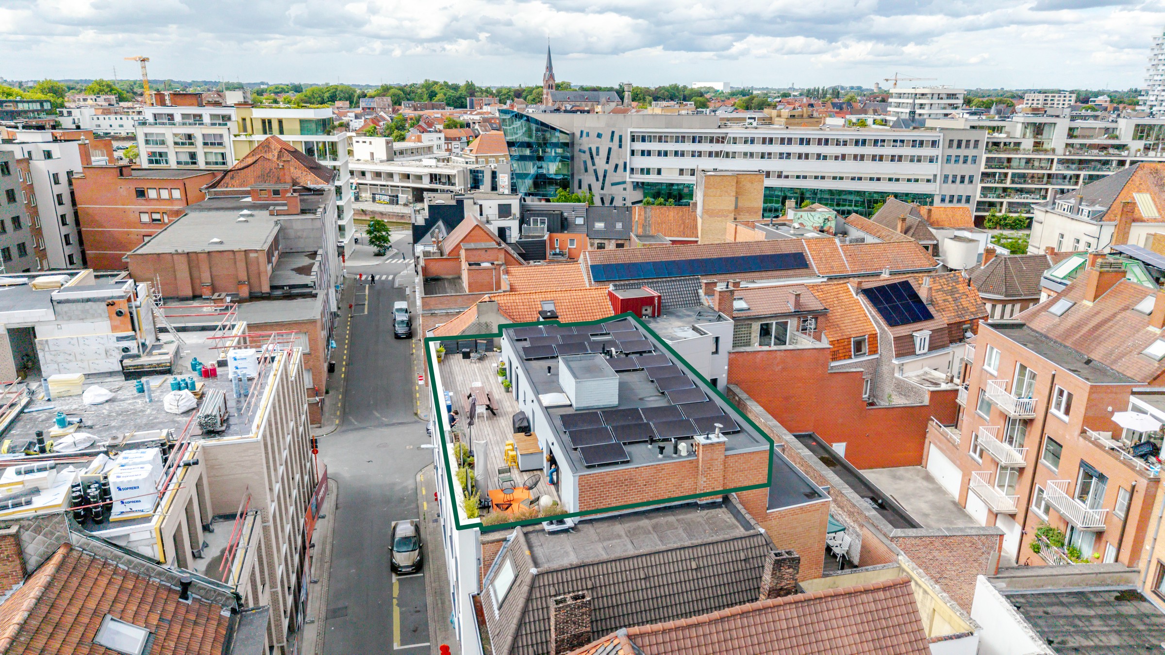 Prachtig penthouse met 2 slaapkamers in centrum Kortrijk te koop - OPEN HUIS 17/09 en 19/09 - photo 4