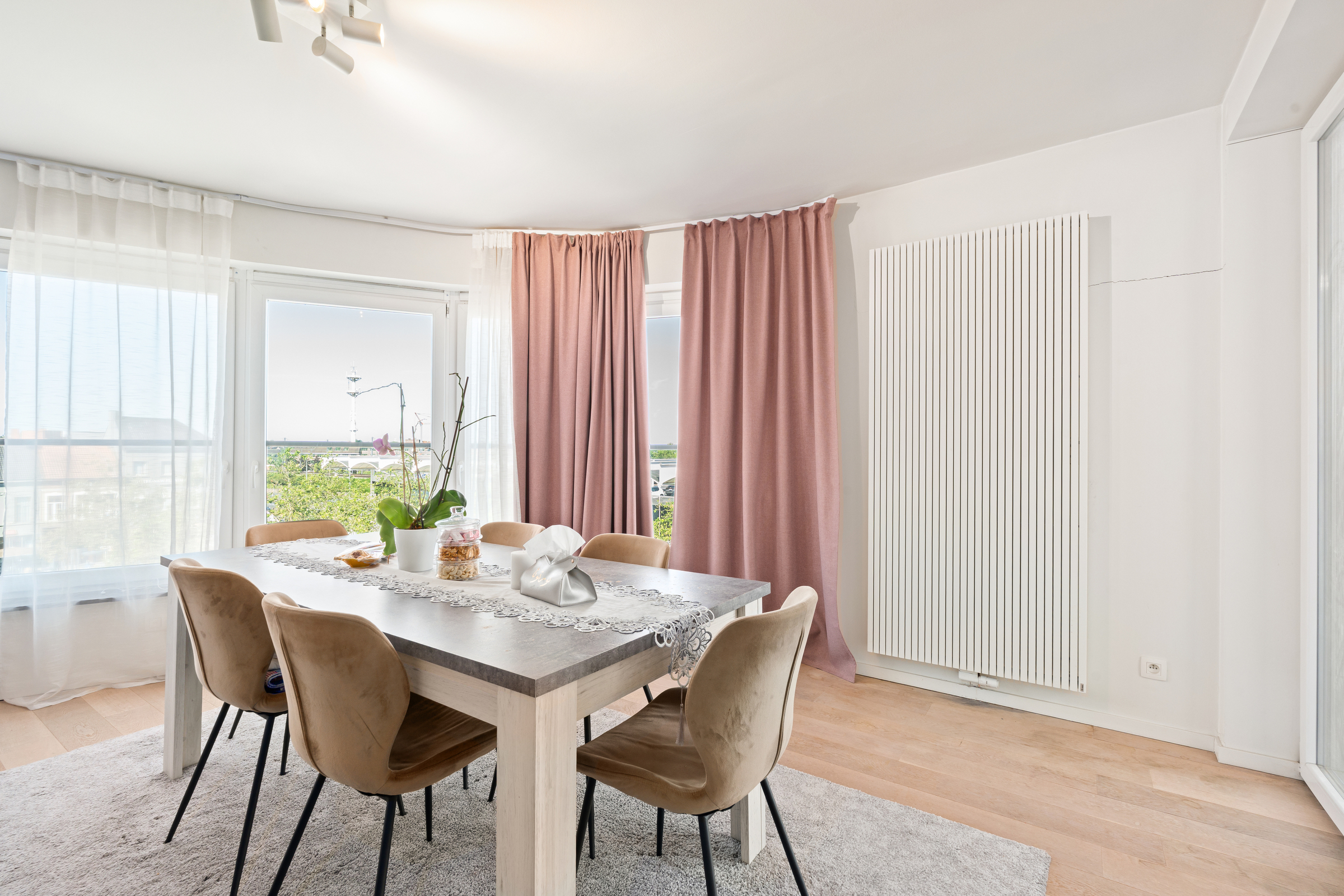 2-slaapkamerappartement met 2 terrassen en autostaanplaats - foto 4