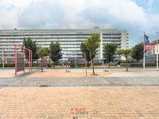 Studio très agréable avec coin nuit à louer à l'année dans la résidence Mosselbank à Nieuport-Bad. Idéal pour ceux qui veulent profiter de tout ce...