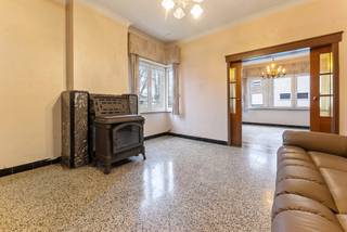 Halfvrijstaande, te renoveren woning gelegen in de landelijke dorpskern van Valmeer. In het charmante dorp zijn tal van voorzieningen op...