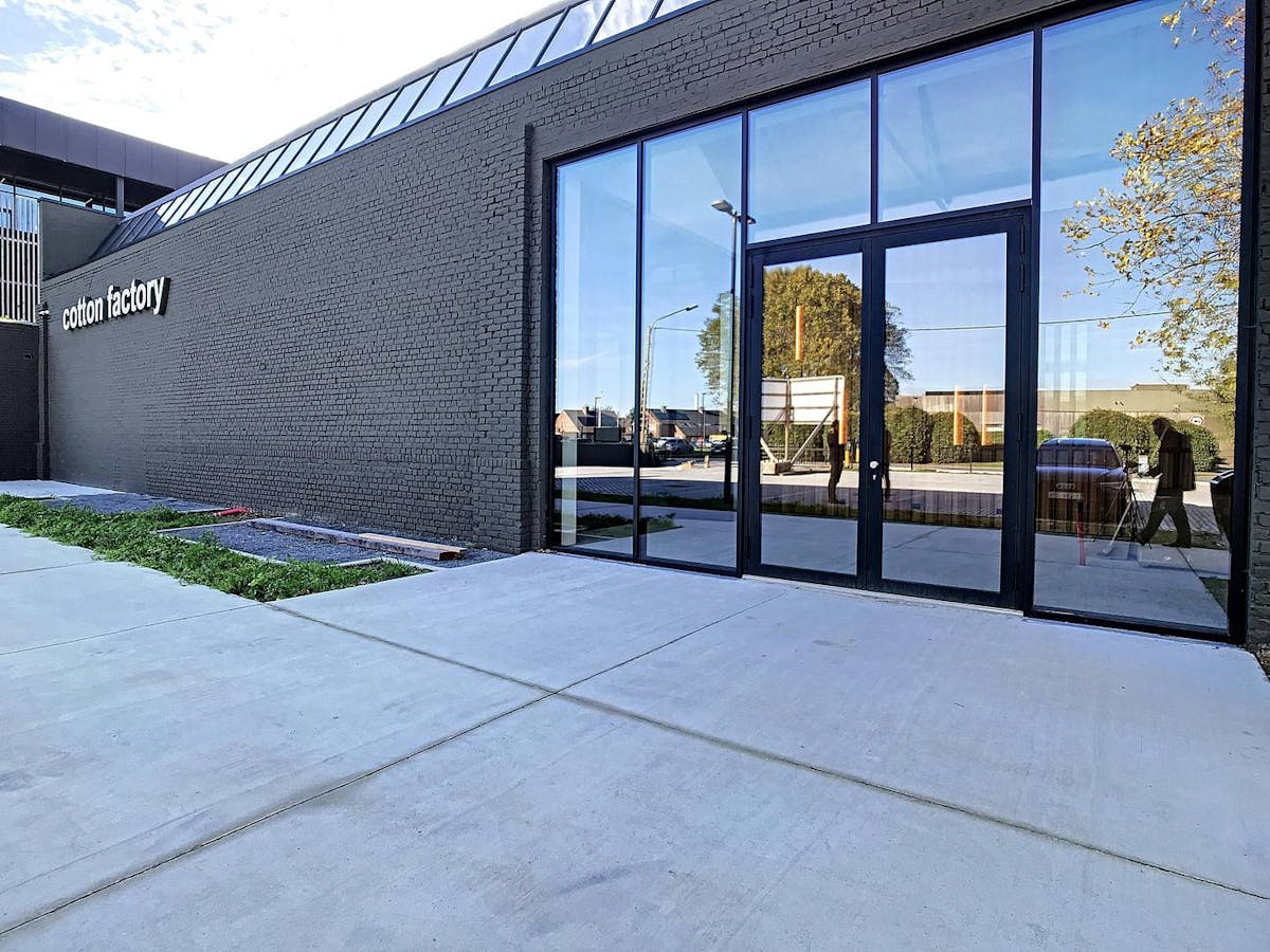 Office space for 1/2/3 people for rent in Cotton Park. - photo 2