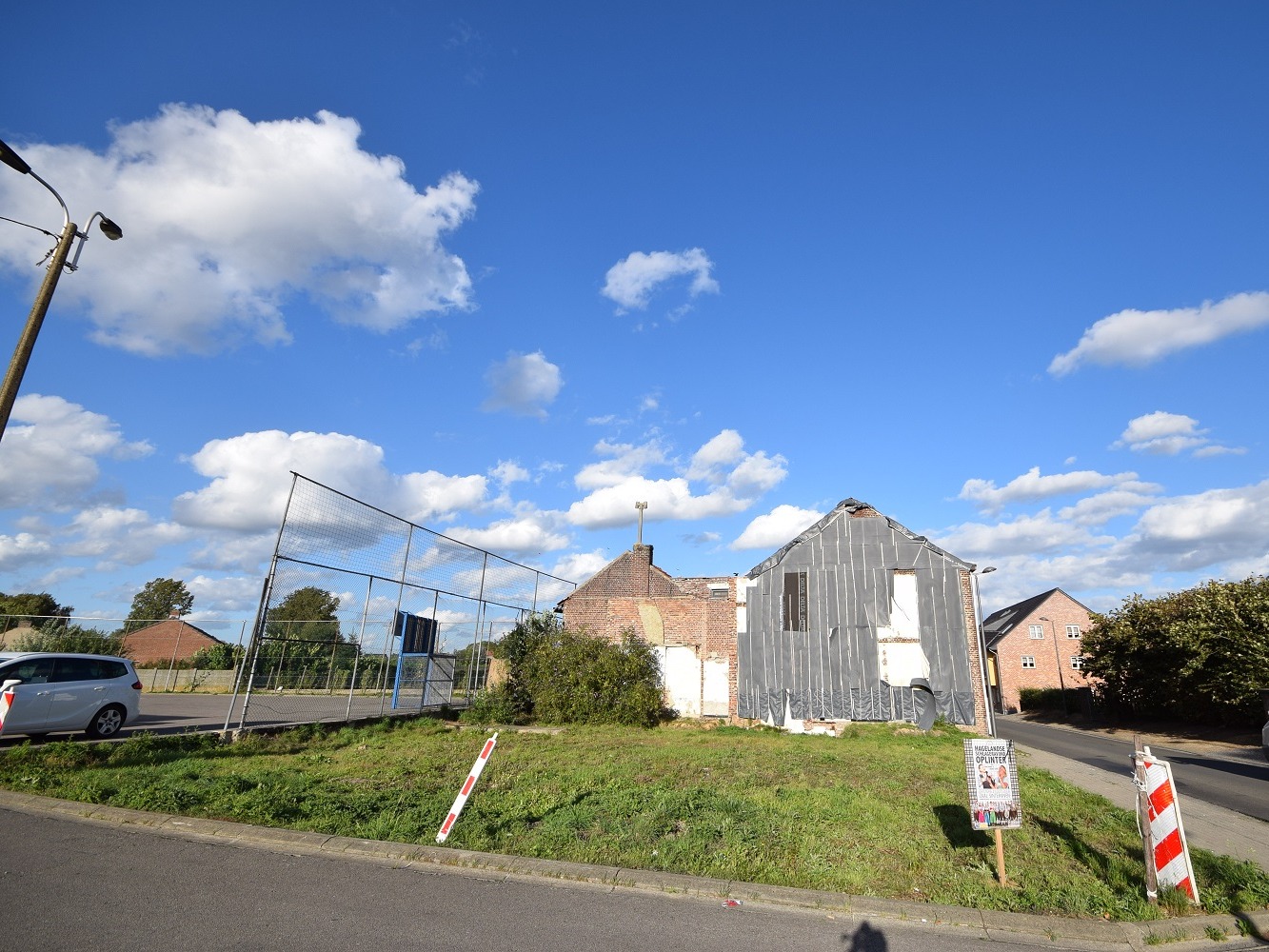 PERCEEL BOUWGROND IN WOONGEBIED - foto 3