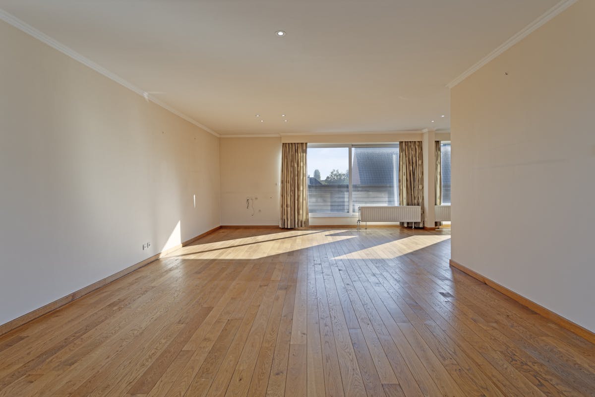 Very spacious penthouse of 279 m² for sale in Roeselare - photo 4