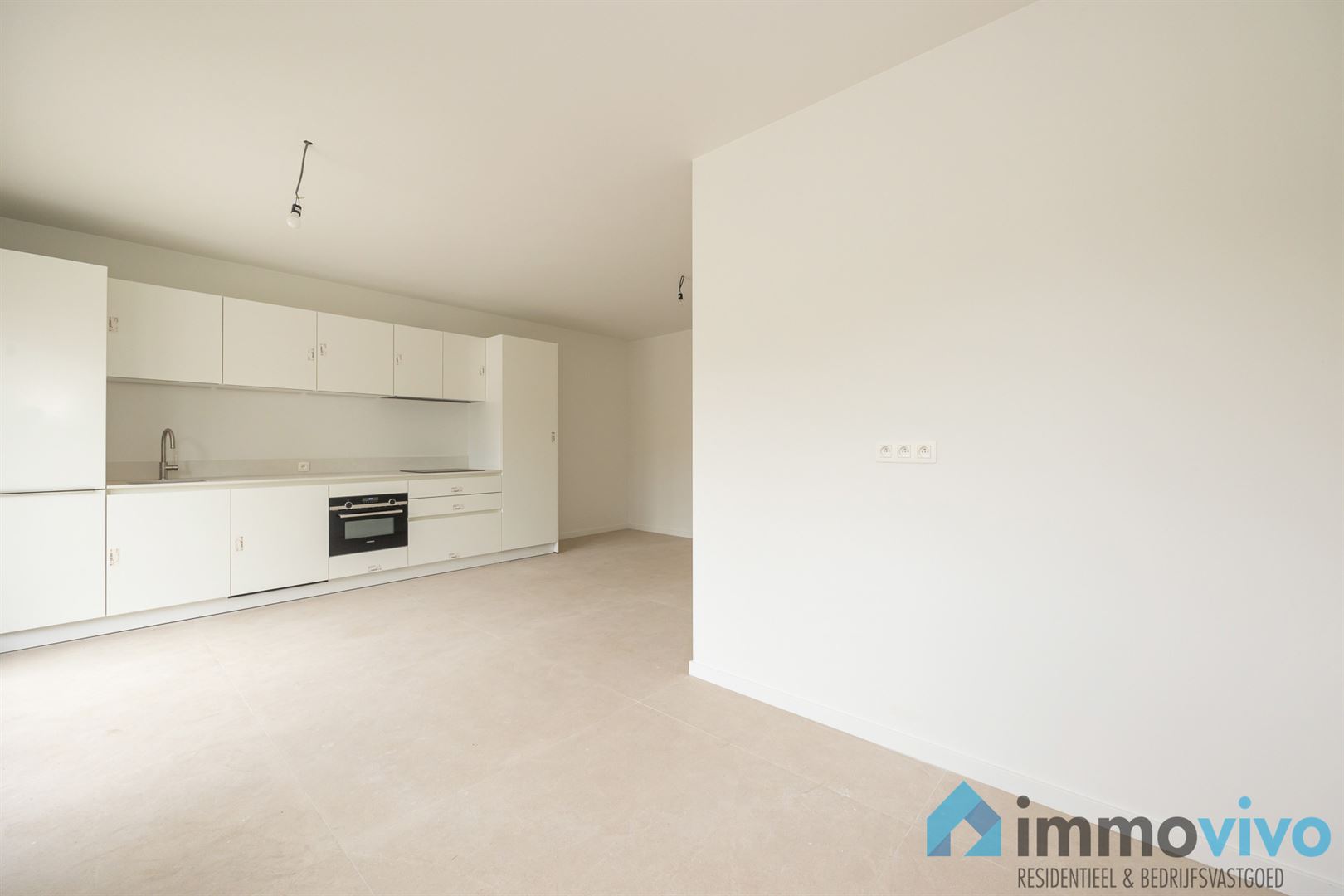 Apartment for sale in Wilrijk with 1 bedroom - photo 2