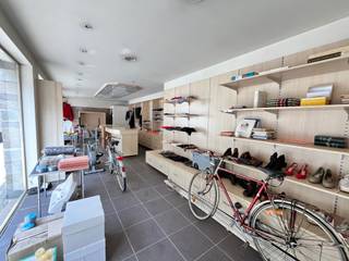 Commercial à vendre à Roulers