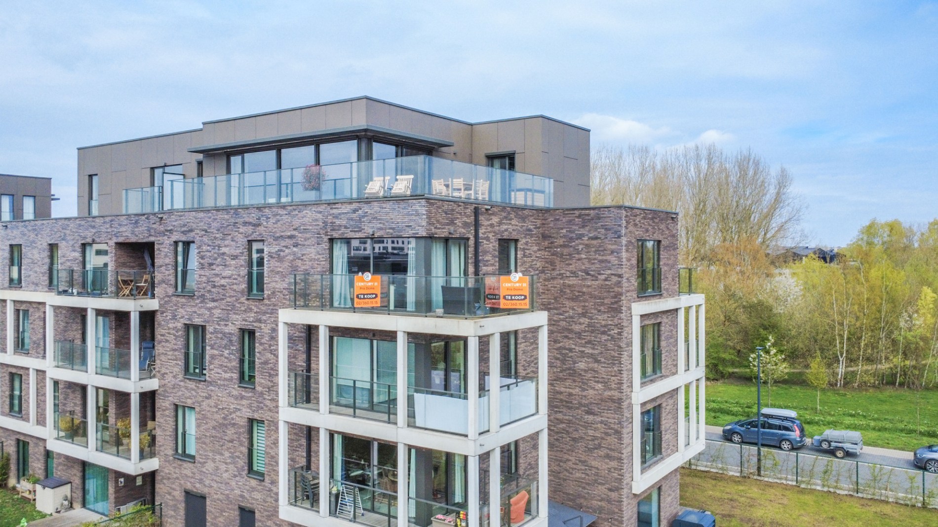 Een recent en zongericht appartement te Halle! - foto 1