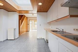 [[ DIT PAND NEEMT DEEL AAN DE ERA OPEN HUIZEN DAG OP 13/6 VAN 16:00 TOT 17:00 ]]Te koop in Meise: charmante gesloten woning in het centrum van Meise,...