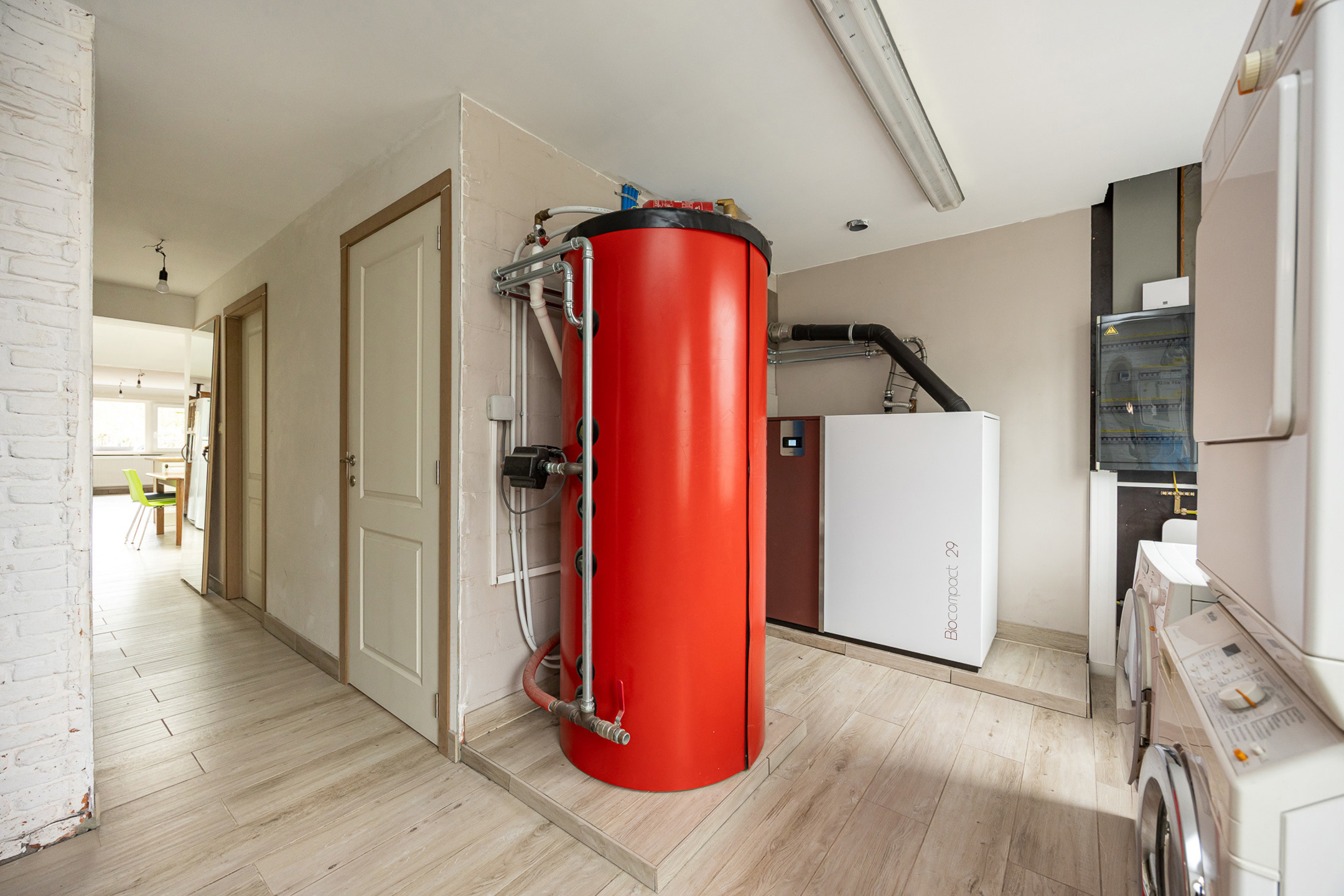 Gerenoveerde instapklare woning op unieke locatie te Beerse - foto 5