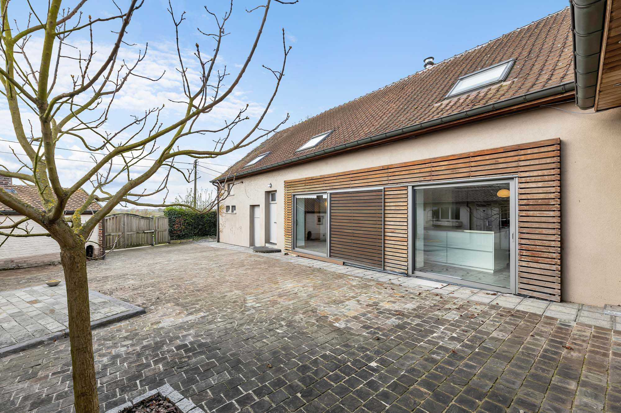 Hoeve te koop met 4 slaapkamers op prachtig perceel - foto 5