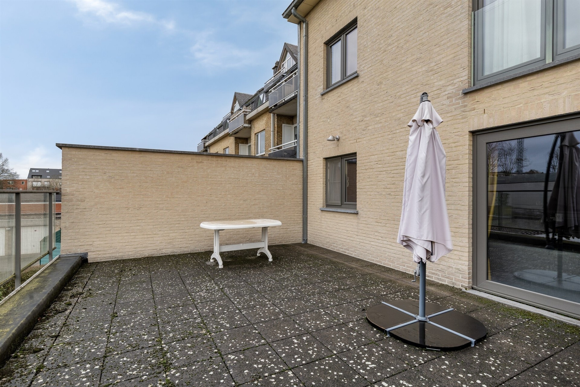 Appartement met ruim Zuidwest georiënteerd terras - foto 5