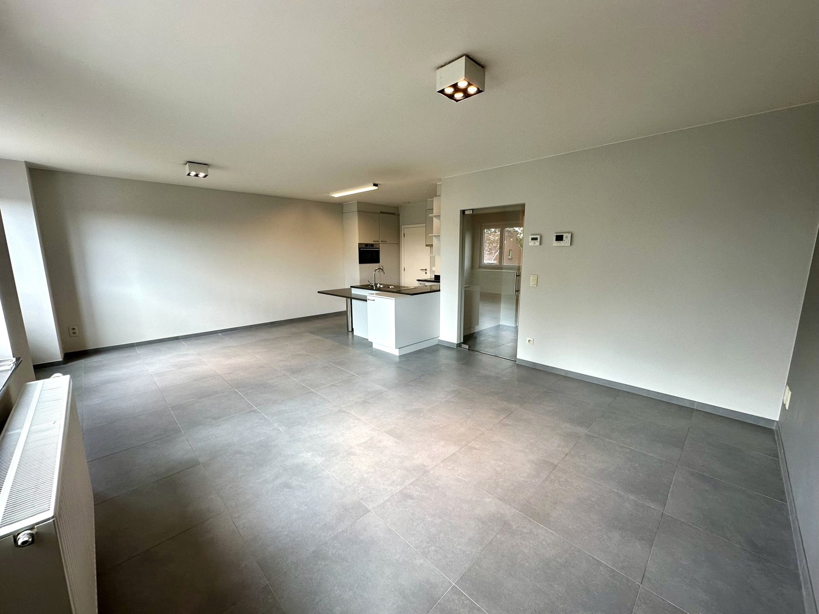 Recent 2 slaapkamer appartement met garage te Asse  - foto 4
