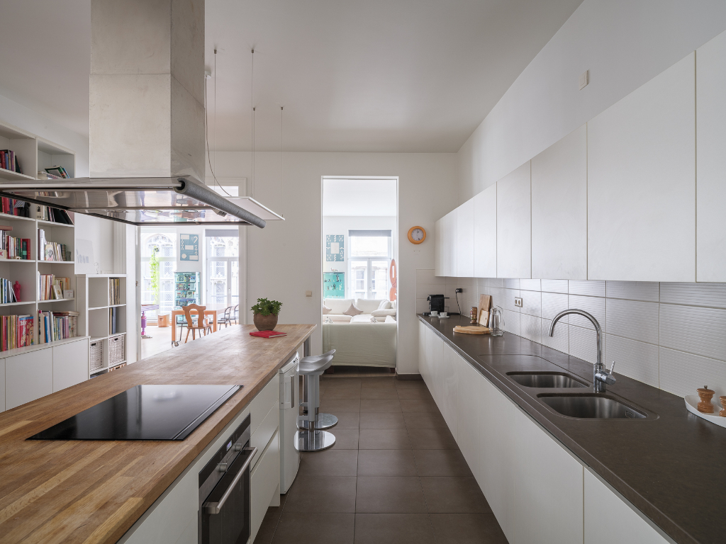 Karaktervol herenhuisappartement met terras en zicht op het stadhuis - foto 4