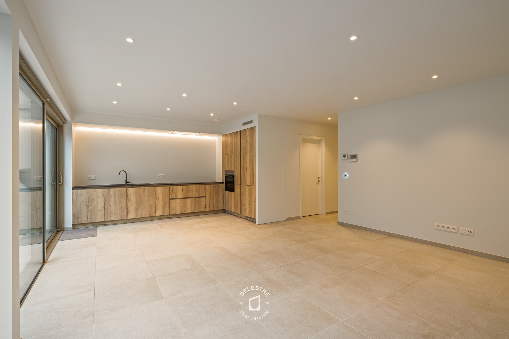 QUASI NIEUWBOUW ZONDER BTW INCL.CARPORT - foto 4