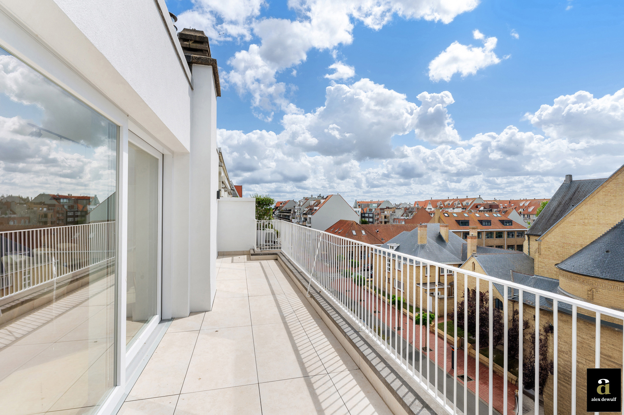 Apartment for sale in Knokke-Heist with 3 bedrooms - photo 3