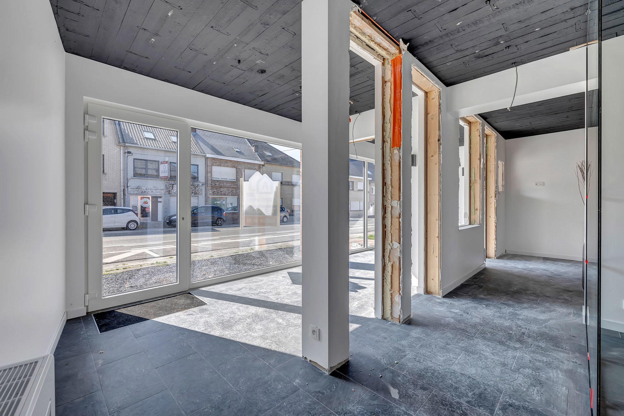 Te renoveren gelijkvloers appartement met twee slaapkamers - foto 5
