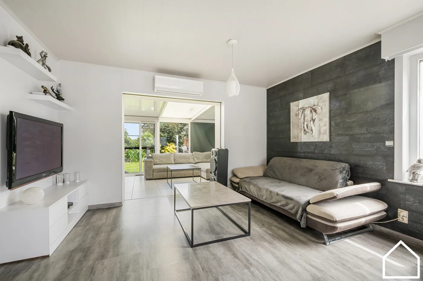VILLA OP 575M² IN EEN RUSTIGE WIJK MET 3 SLPKS (4 MOGELIJK), 2 BADKAMERS EN RUIME TUIN - foto 5
