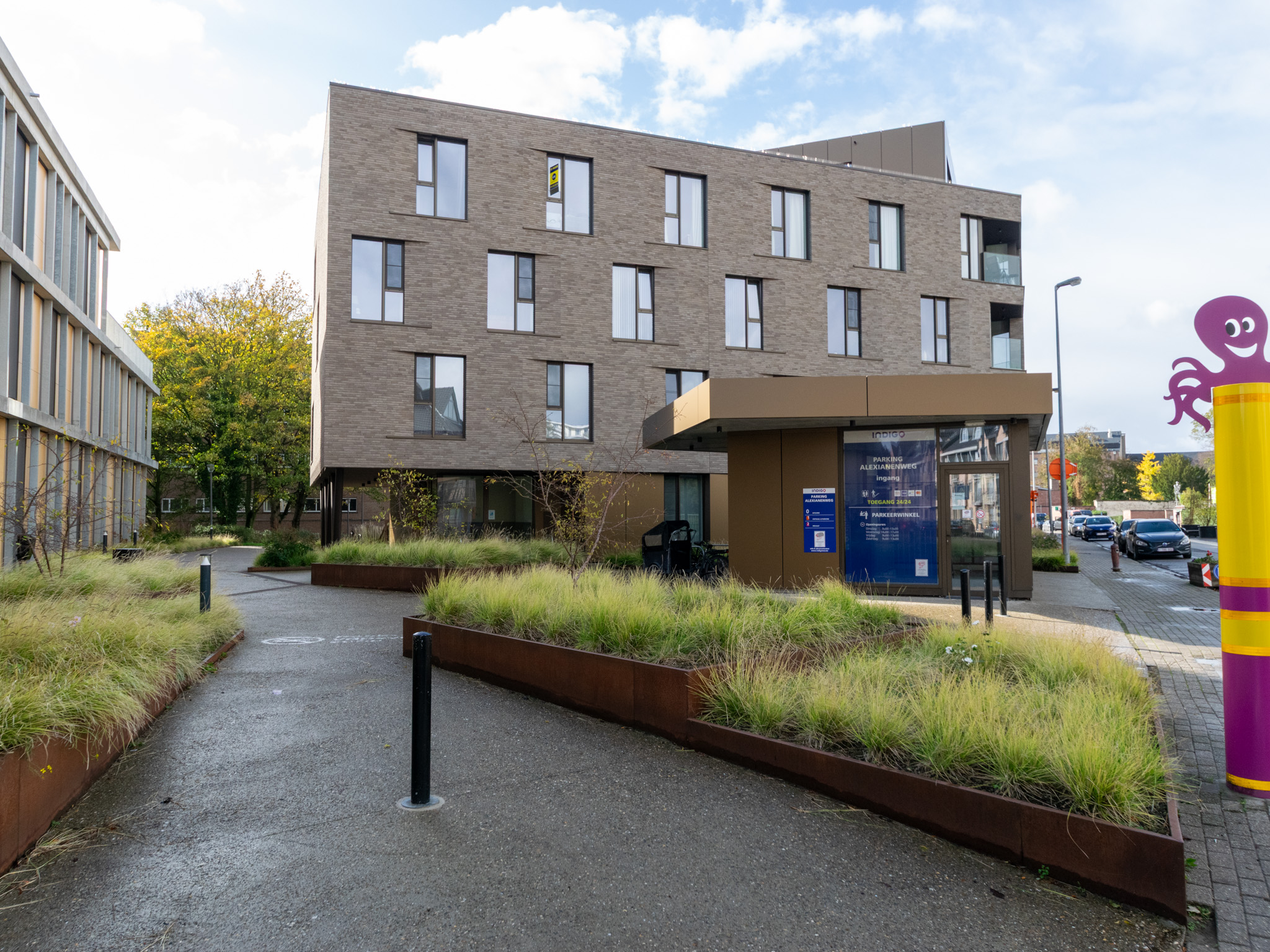 Te koop: staanplaats – Residentie Eveline, Alexianenweg - foto 2