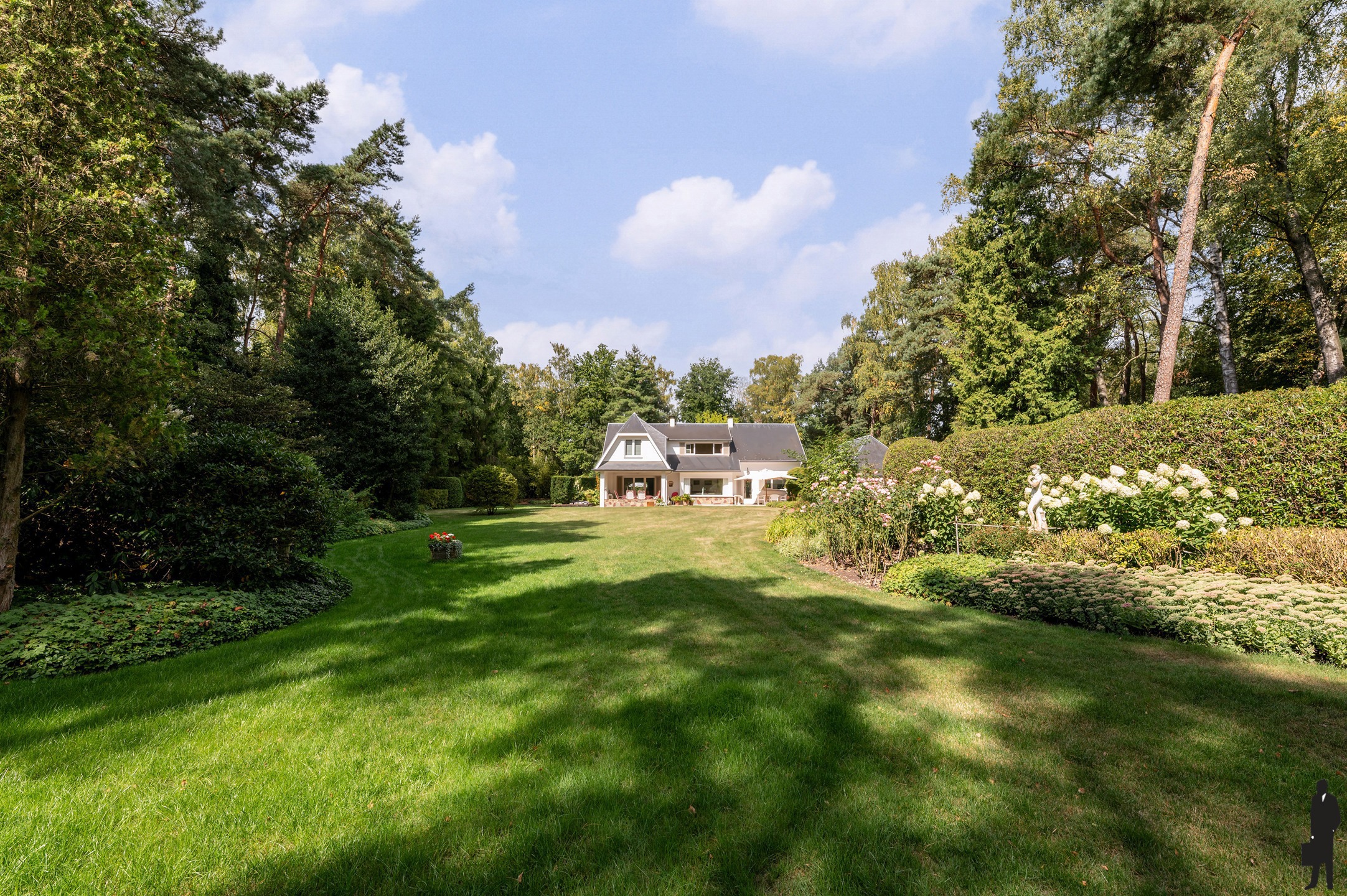 House for sale in Brasschaat with 3 bedrooms - photo 2