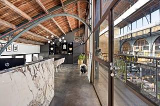 Te Huur: Verschillende units op een prachtige locatie in de Vleeshalle in Mechelen.Deze units gelegen op een centrale locatie in de Vleeshalle in...