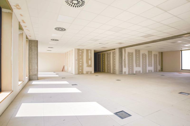 Roeselare - centrum : Kantoorruimte van 218m² bruto op commerciële ligging - foto 2