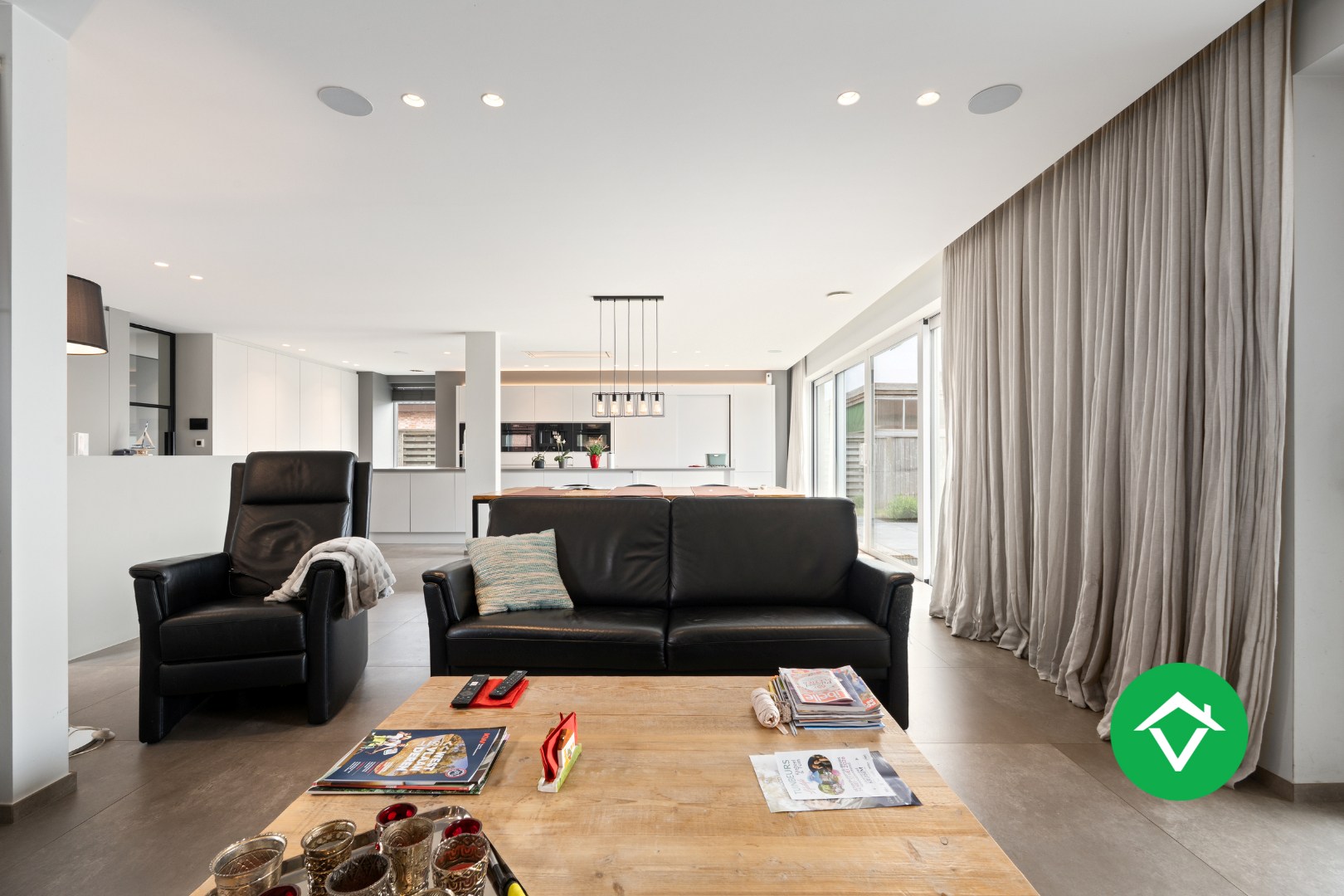 Instapklare woning met 4 slaapkamers en garage te Torhout - foto 5
