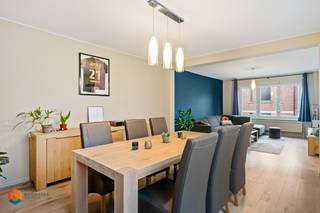 Op een uitstekende locatie nabij het centrum van Mechelen bevindt zich dit ruim 1 slaapkamer appartement in een kleinschalig gebouw...