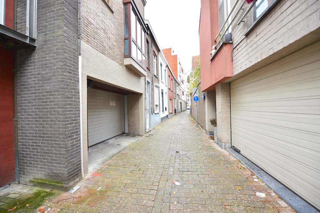 Garagebox in centrum Eeklo voor 65 EUR/mnd - foto 2