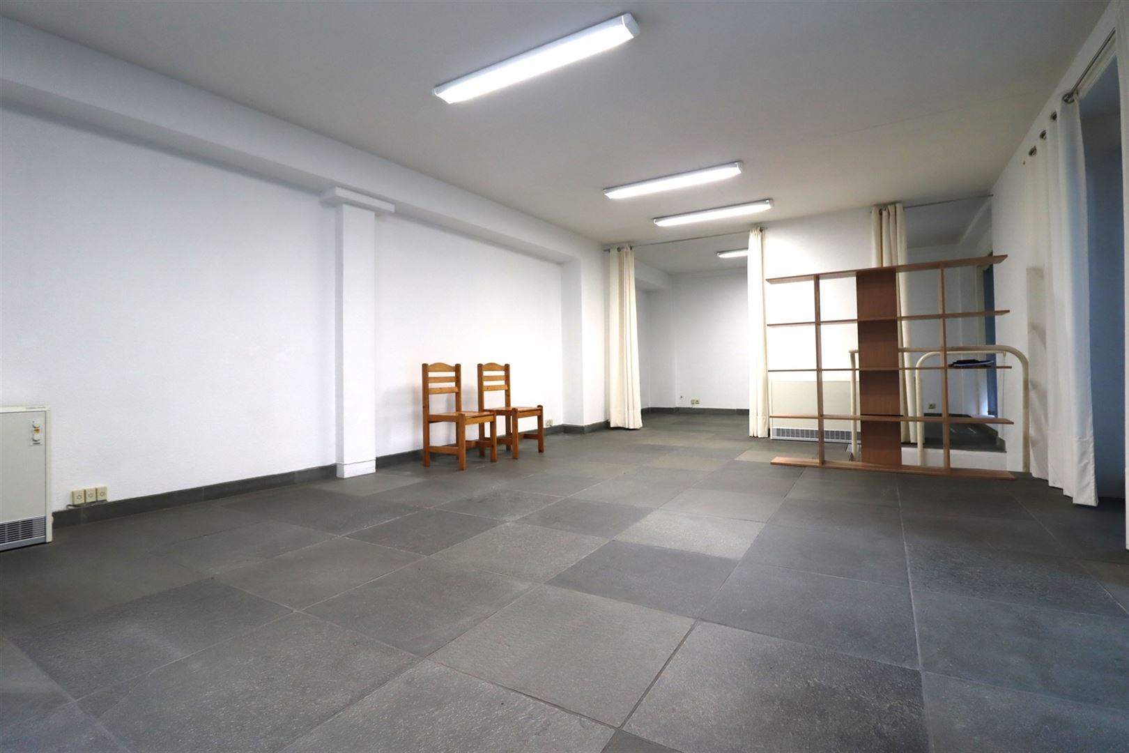 Commercial for rent in Kortrijk - photo 2