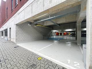 Bent u op zoek naar een vlotte oplossing voor uw parkeerprobleem in Boom? Deze autostaanplaats te huur in Boom centrum is een unieke kans voor wie...