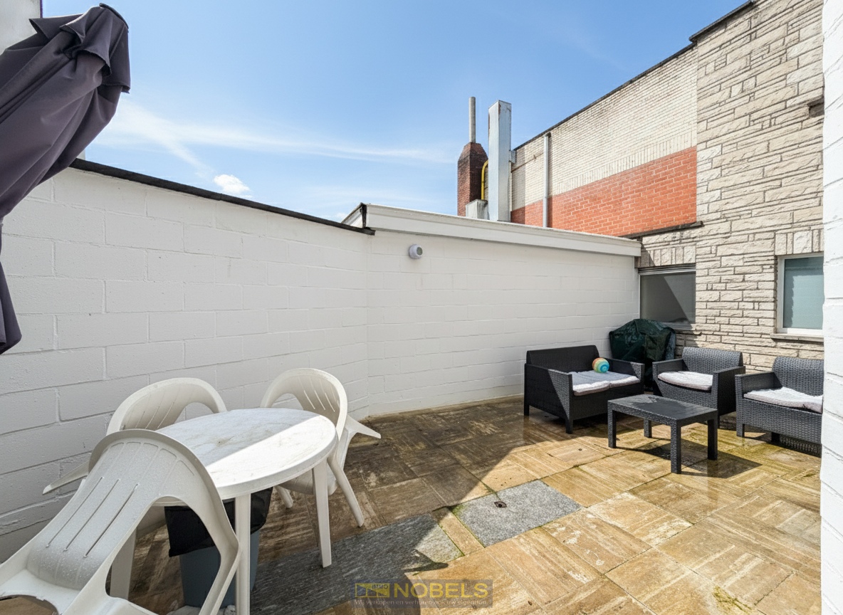 Te koop, Instapklare stadswoning met garage en zonnig terras te Waregem! - foto 3