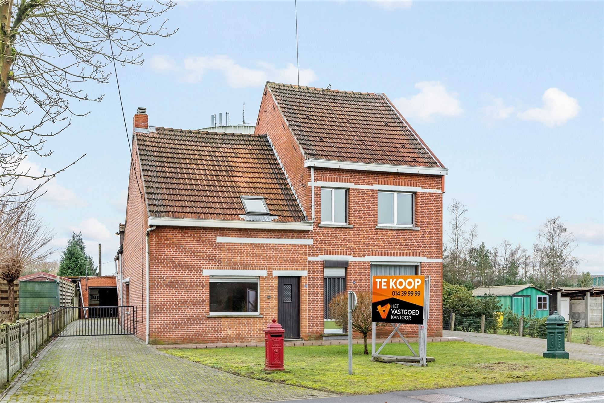 Commercial for sale in Balen with 4 bedrooms - photo 2