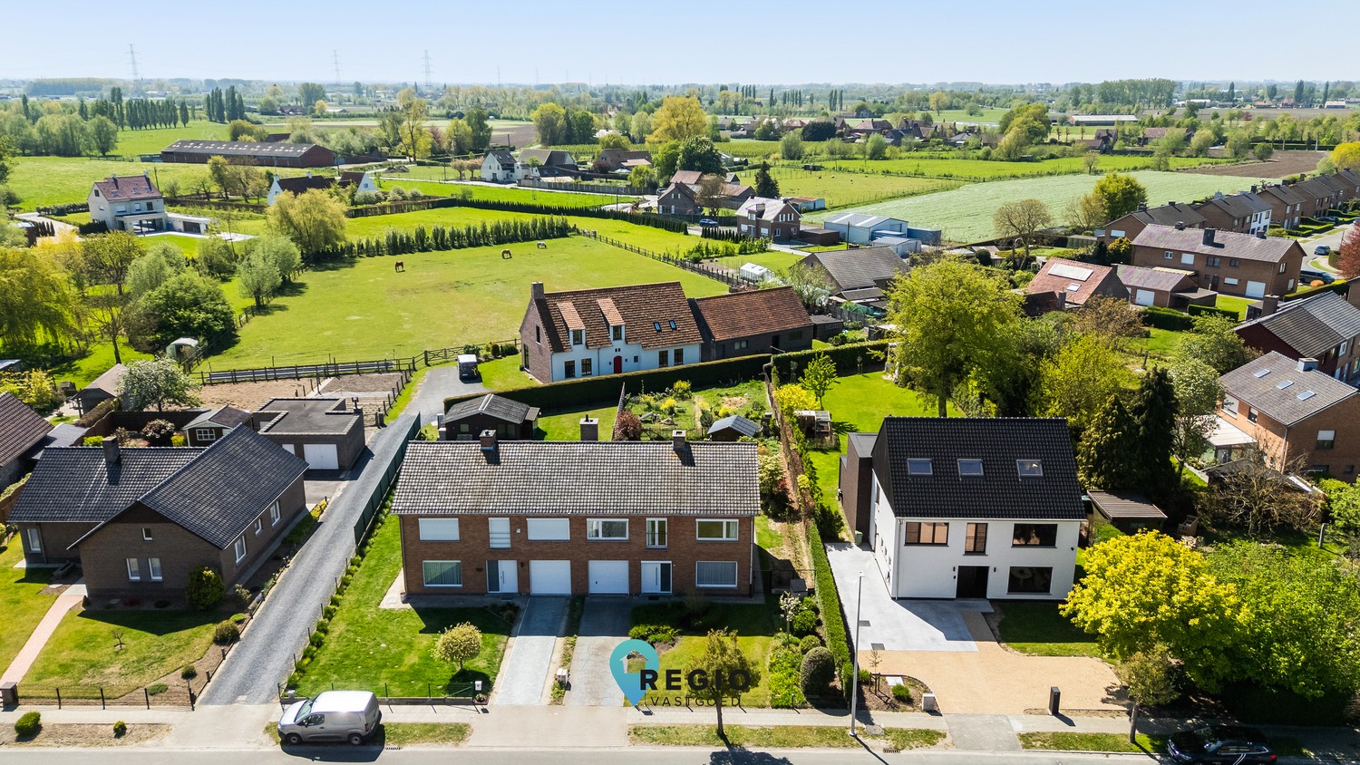 Allesomvattende thuis - toplocatie te Hansbeke - EPC B - 4 Slpk. - 728 m² zongerichte tuin. - foto 1