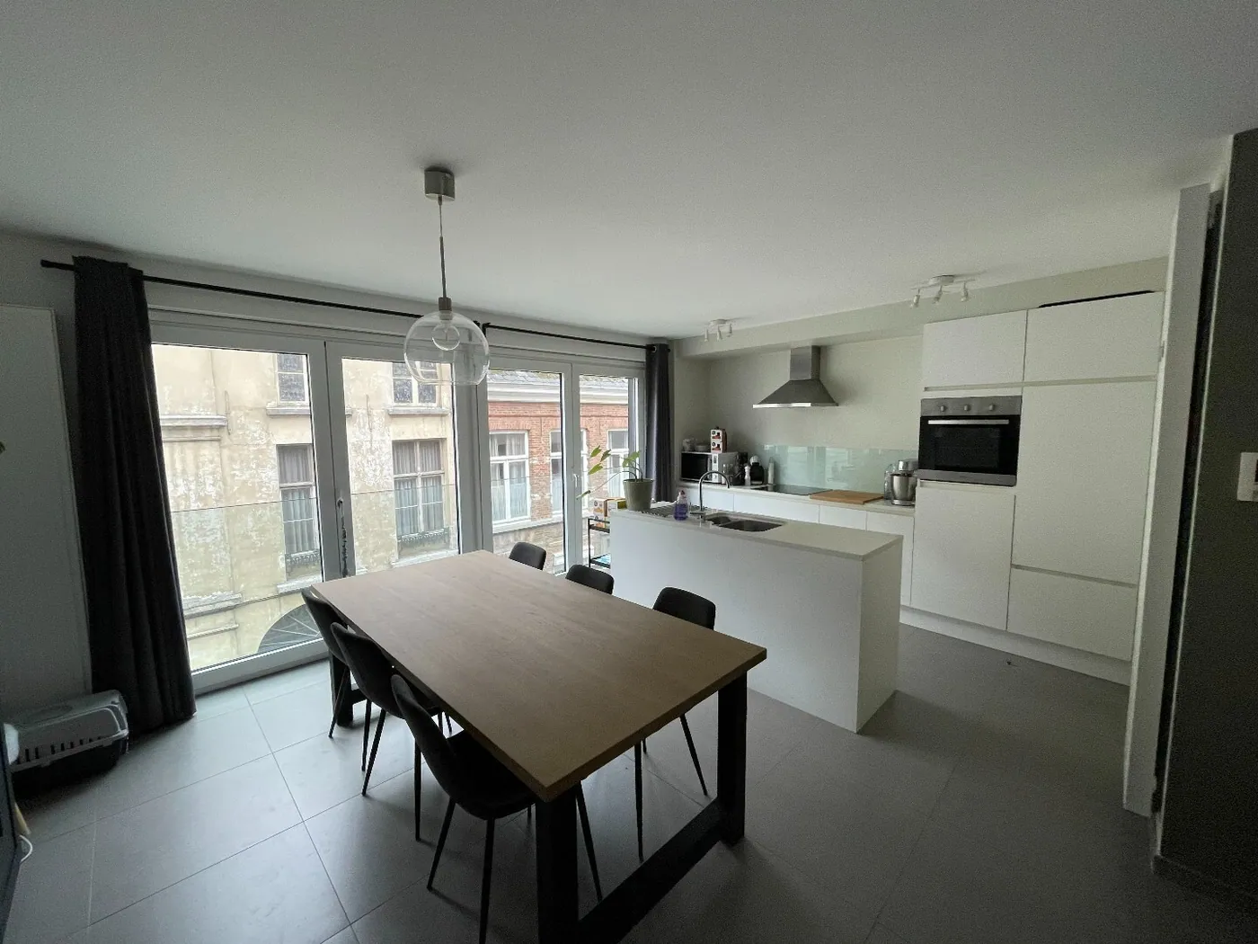 Lichtrijk appartement in hartje Gent met autostaanplaats - foto 3