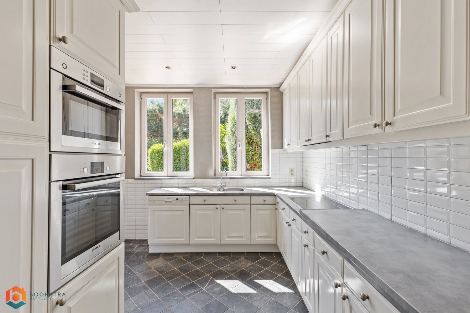 Ruime woning met handelsruimte en grote garage / werkplaats - foto 5