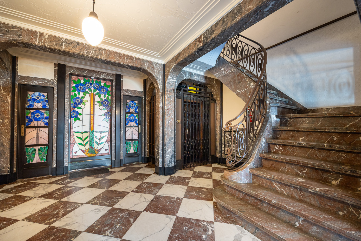 Instapklaar art-deco penthouse (165m² - 3 slk/2badk) op de prestigieuze Jan van Rijswijcklaan binnen de singel te Antwerpen - foto 4