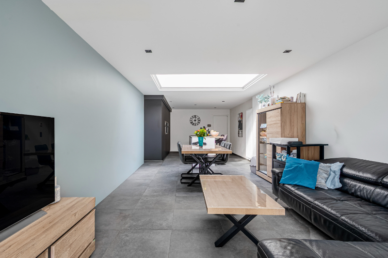 Zeer degelijke gezinswoning pal in het centrum met zeer aangename tuin! - photo 5