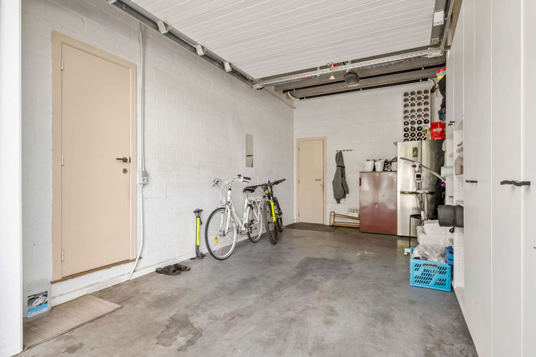 Instapklare woning met ruime garage/opslagplaats in Bredene. - foto 4