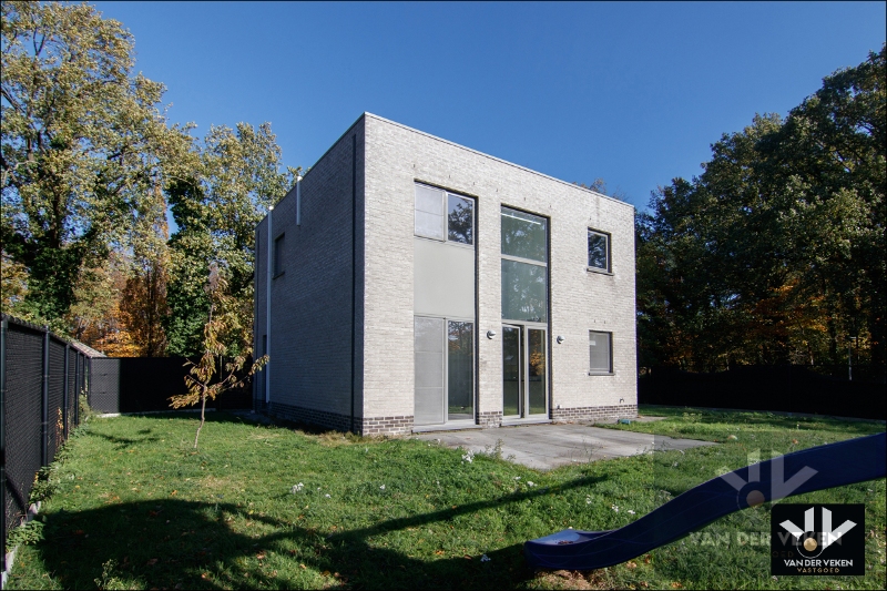 Moderne Gezinswoning aan de rand van de natuur - foto 2