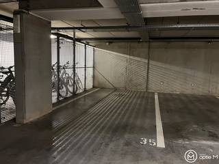 Garage à louer à Bilzen-Hoeselt