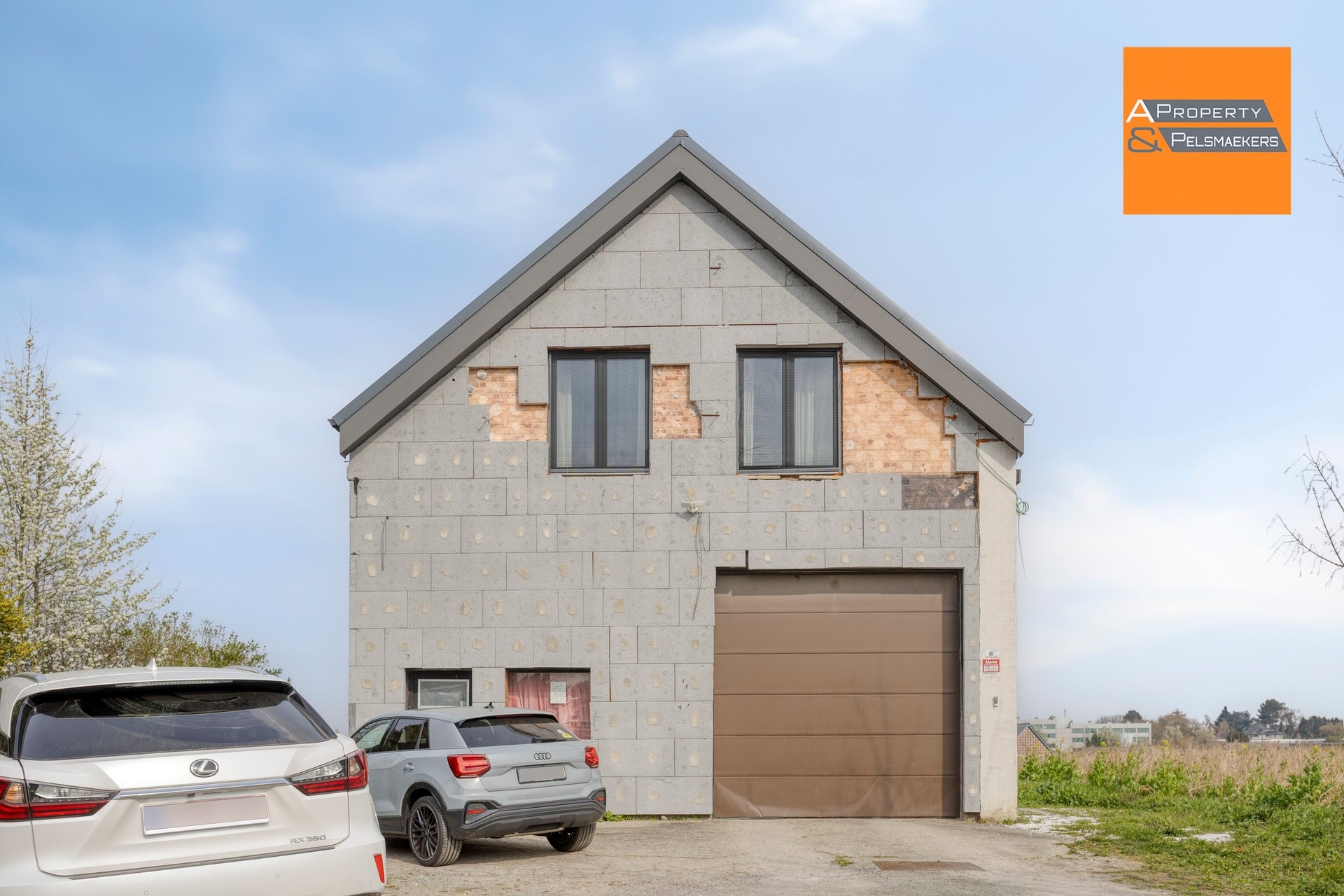 Maison avec hangar. - photo 3