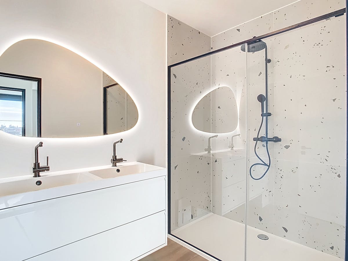Gerenoveerd appartement te huur in Beveren - foto 5