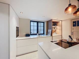 Machelen: huis met 5 slaapkamers te huur in centrum Dit ruime huis in Machelen combineert comfort met functionaliteit en biedt volop ruimte voor een...