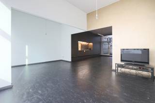 Op zoek naar een appartement met karakter, ruimte en een tikkeltje eigenzinnigheid? Dan zit je hier helemaal goed.Welkom in de Breydelstraat, waar je...