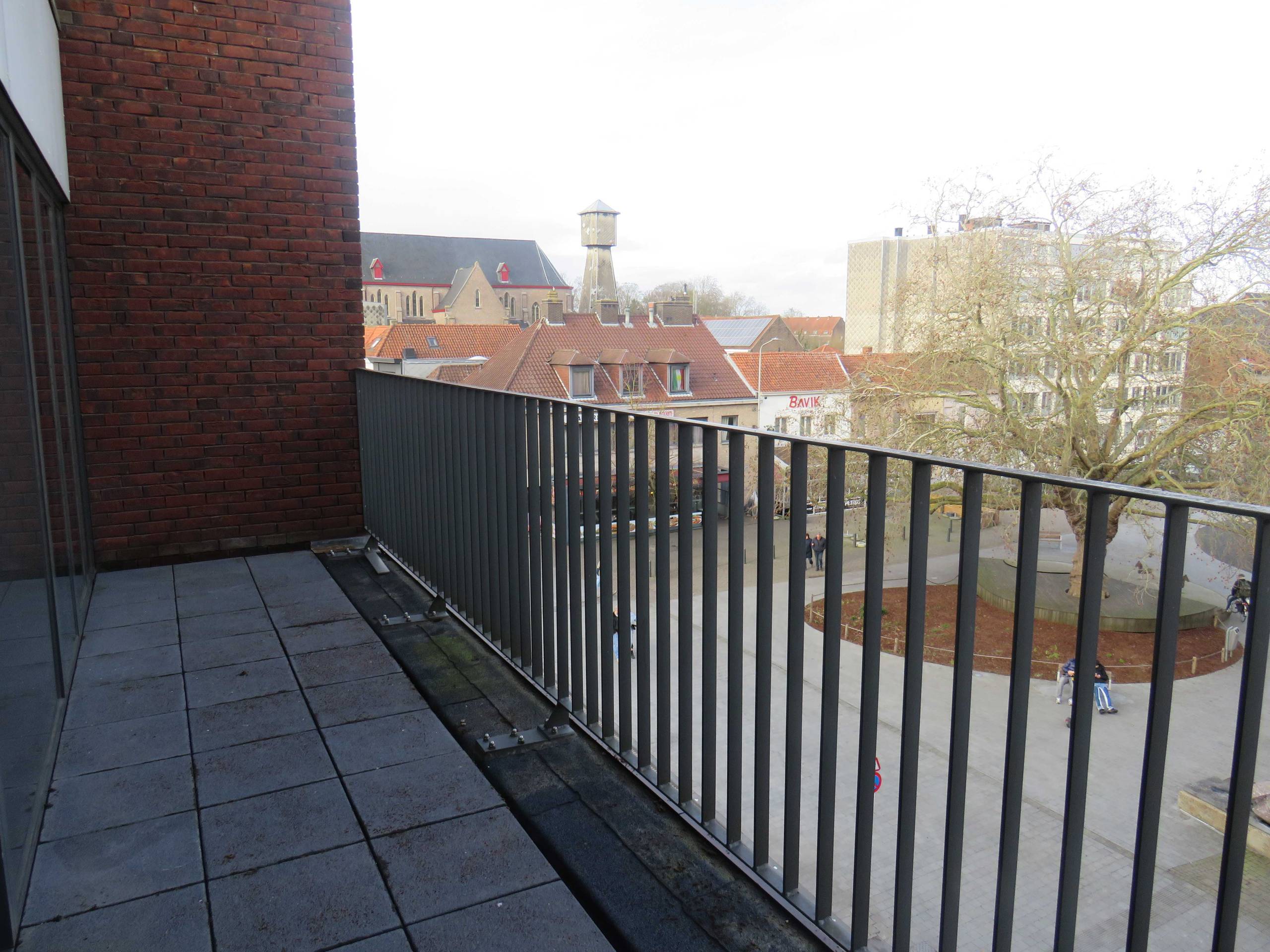 Appartement te huur in Kortrijk met 1 slaapkamer - foto 3