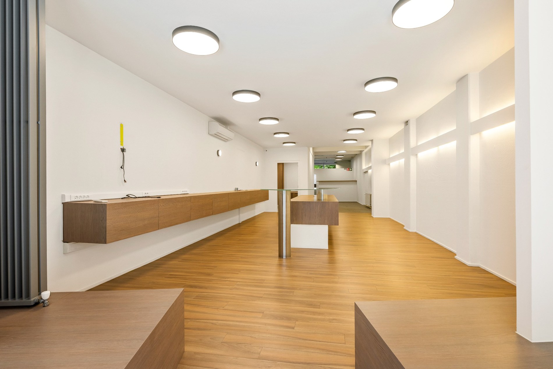 Commercial à louer à Turnhout - photo 4