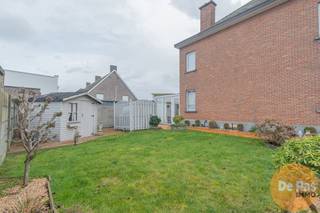 EERSTE BEZOEKDAG ZONDAG 8 MAART VAN 10u TOT 14u (ENKEL OP AFSPRAAK !!)Naar indeling beschikt de woning op het gelijkvloers over een aparte inkomhal,...