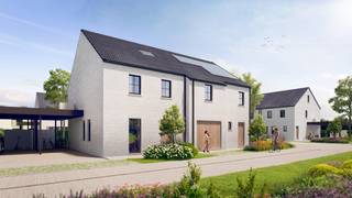 <strong>Location and surroundings</strong><br /><br />Hof Pattyn is located about 10 minutes from the center of Deinze.<br /><br />This newly built residential area is located in a cul-de-sac, a stone's throw from public transport and the center of Deinze. There is also an easy connection to important traffic axes such as the N43 and E17 towards Ghent.<br /><br /><strong>PROJECT and FINISHING</strong><br /><br />These newly built houses all have a beautiful living space with open kitchen. The large windows immediately catch the eye and provide a lot of natural light and so you also enjoy a nice view of the garden.<br /><br />In four of the six homes, there are three bedrooms and a spacious bathroom on the 1st floor. Through a fixed staircase you have access to the attic floor, which was expanded into a fourth bedroom and storage room. These homes are equipped with a carport.<br /><br />The other two houses have four bedrooms and a spacious bathroom on the second floor. The attic floor gives you additional storage space. These homes enjoy an indoor garage.<br /><br />All homes enjoy high-quality finishes and are extremely energy efficient.<br /><br />The latest energy-efficient techniques have been applied; there is a heat pump, underfloor heating and a type D ventilation system with heat recovery. In this way, the homes are energy-neutral with E-level 0. Each house is equipped with a 7,500-liter rainwater cistern and standby lines for screens are provided.<br /><br />The construction of the terrace, driveway and the presence of fencing and garden fences will be provided by the seller.<br /><br />In short are you looking for a ready to move in family home that is energy neutral, be sure to contact us.<br /><br />Contact us for more information.